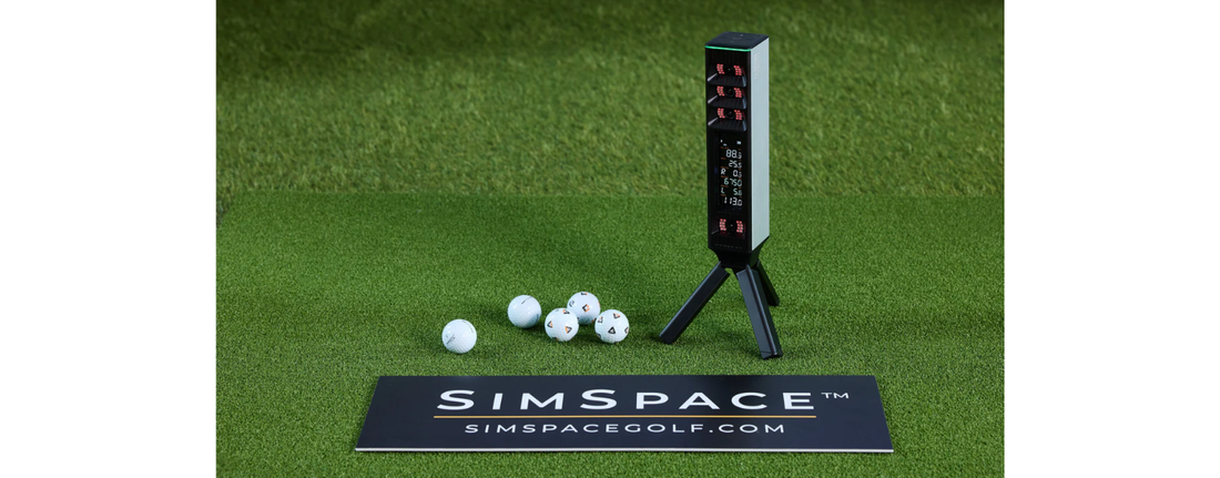 Square Golf Omni launch monitor set up outdoors, showcasing its four-camera tracking system for accurate indoor and outdoor golf simulator practice.