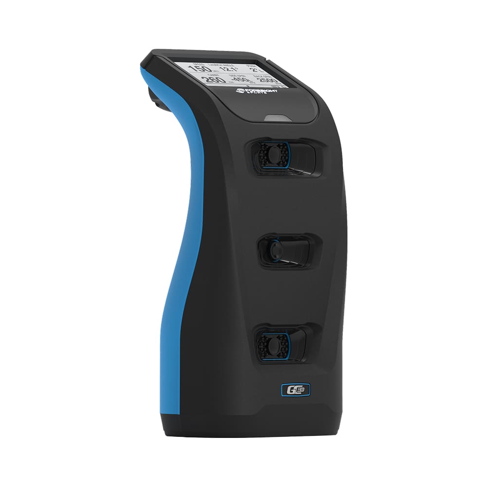 foresight launch monitor device for golf simulator setup with advanced ball and club tracking technology
